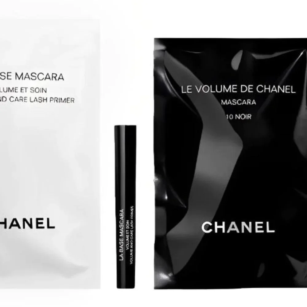 CHANEL MASCARA & MASCARA BASE SAMPLES IN CHANEL BLACK GIFT PUCH
